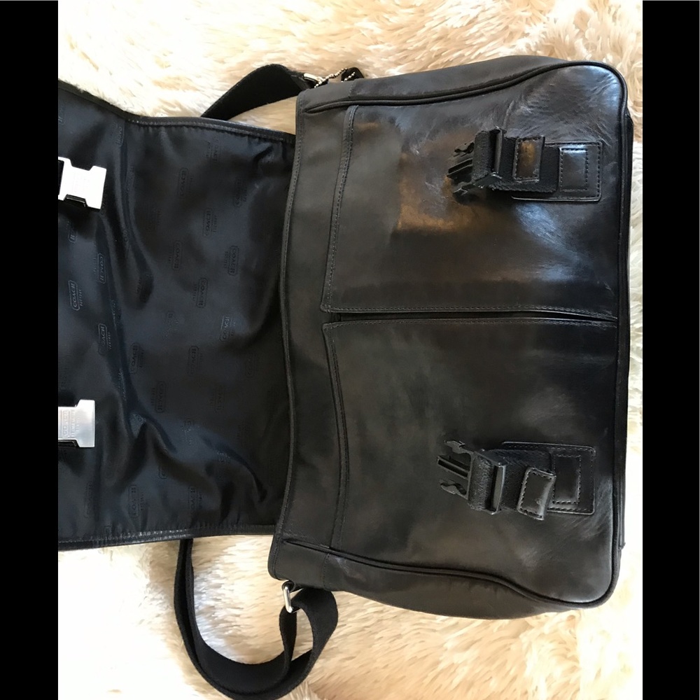 Authentic Coach Bla Leather metropolitan messenger - Picture 3 of 8